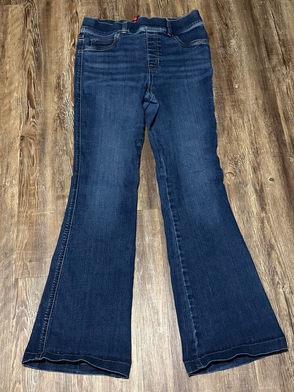 Spanx Kick Boot Jeans Women's Medium Pull On Stretchy in Vintage Indigo Wash